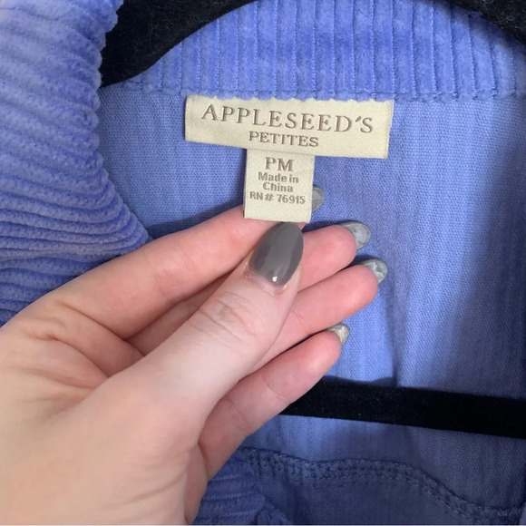 Vintage Appleseed’s Corduroy Button Down - Picture 4 of 8
